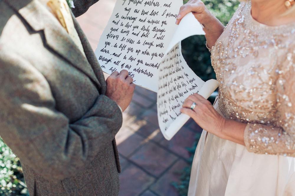 Речь в загсе при бракосочетании: текст, правила составления и клятвы 