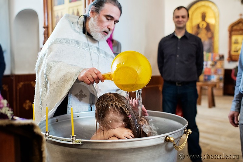 Как подготовиться к таинству крещения ребенка?